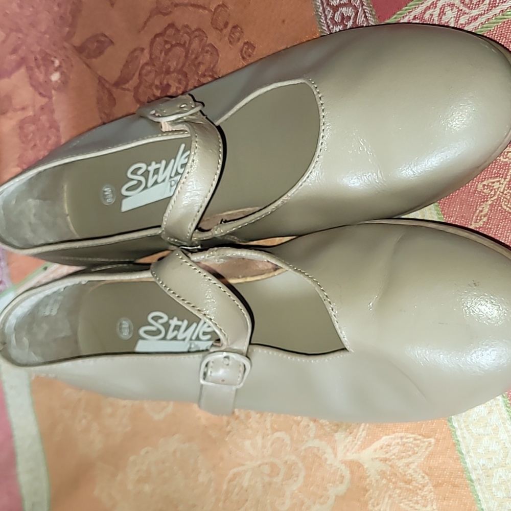 Mary Jane Women's flats